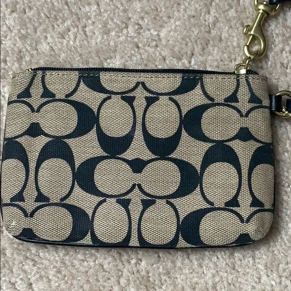 Coach logo wristlet black - Picture 5 of 8